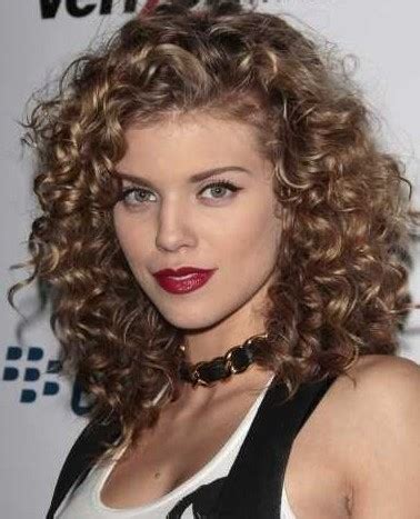 popular hairstylers natural curly hair styles