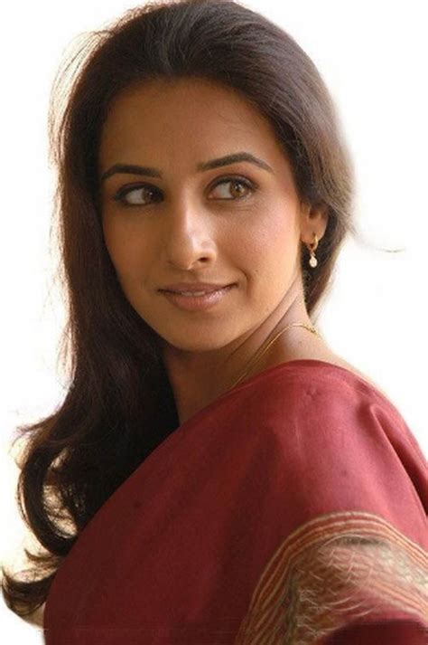 Funky Polkadot Giraffe Vidya Balan Hot And Sexy Photos