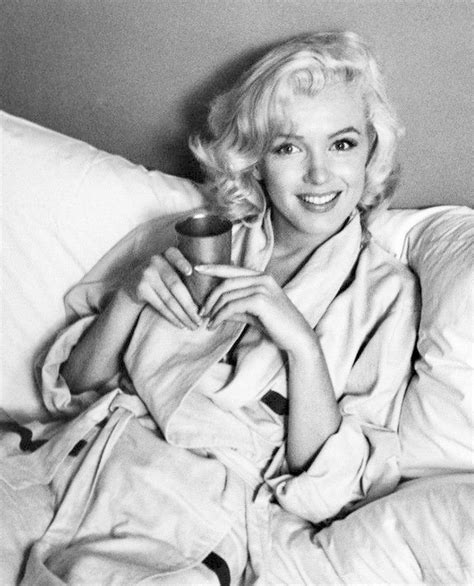 Summers In Hollywood A Previously Unseen Shot Of Marilyn Monroe 1955
