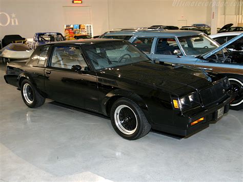 Buick Grand National Gnx High Resolution Image 1 Of 4
