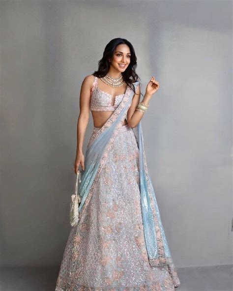 Kiara Advani In 2020 Indian Bridesmaid Dresses Indian Dresses