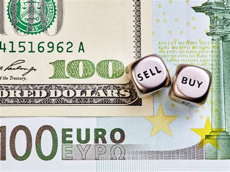 euro  dollar exchange rate competing analyst views   outlook