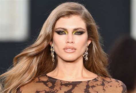 Valentina Sampaio Será La Primera Modelo Trans De Victoria