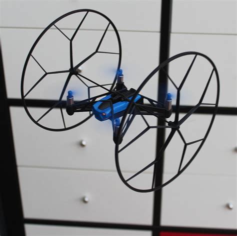 review parrot mini drones intogadgets