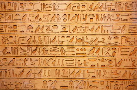 egyptiske hieroglyffer pa vaeggen stock foto colourbox