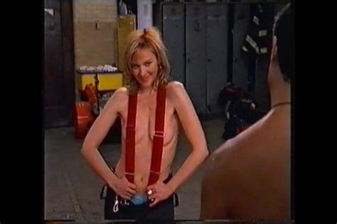 Kim Cattrall Nude Nice Side View And Blue Panties Porn 13