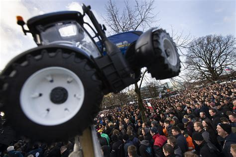 dutch farmers protest   hague  emissions policy ap news