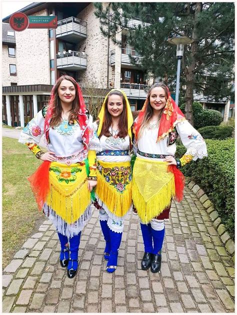 puke veshje popullore shqiptare folk clothing women fashion