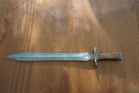 gladius sword high carbon damascus steel sword  gladiator roman