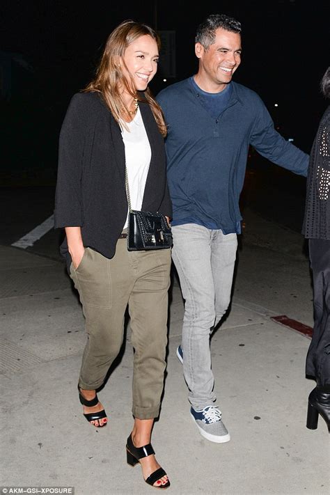 Jessica Alba And Cash Warren Look Smitten Following Dinner Date In Los