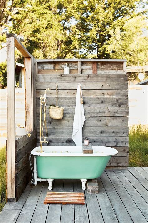 5 luxurious outdoor showers that give bathtubs a run for