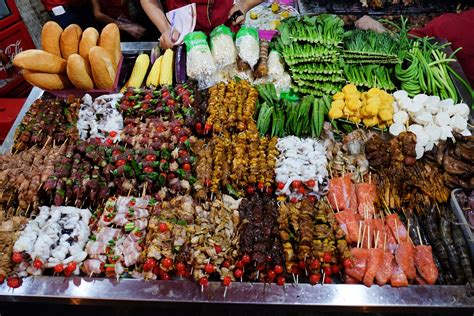 Hanoi Street Food Tour Hoang Yen Travel