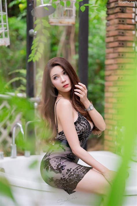 black sexy garden thailand hot model janet kanokwan