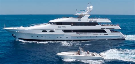 super summer savings crewed luxury yacht charters