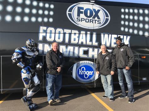 fox sports detroit puts  hands  deck  football week  michigan