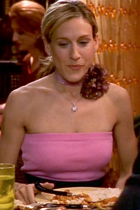 Carrie Bradshaw Fashion Moments Best Carrie Bradshaw Fashion Moments