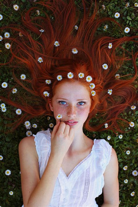 stunning redhead portraits by maja topčagić capture the