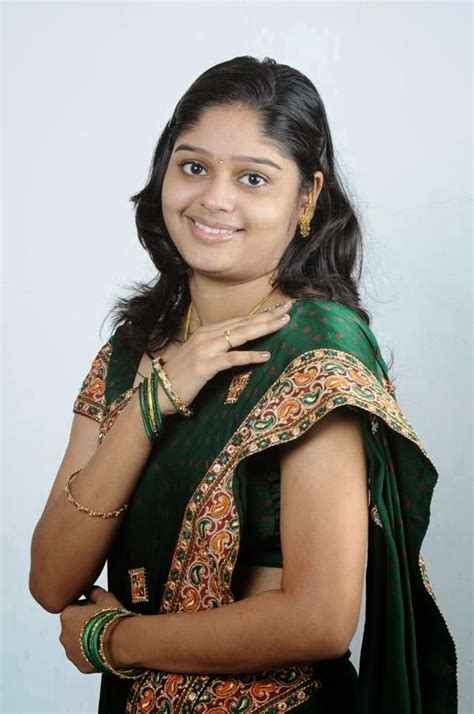 31 indian housewife s and girls in saree pictures gallery part 1 hd