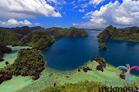 West Papua West Irian Jaya Tourism Photo Gallery