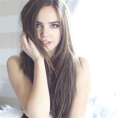 Bailee Madison Sexy Ultimate Collection 37 Photos The