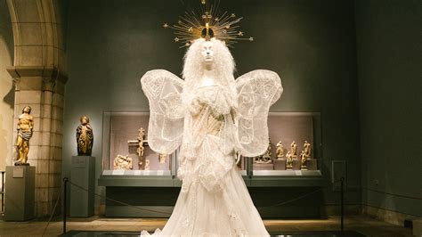 Inside The Metropolitan Museum Of Art’s “heavenly Bodies Fashion And