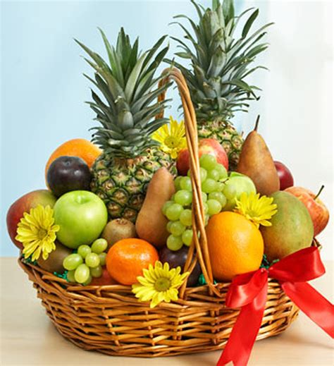 deluxe  fruit basket