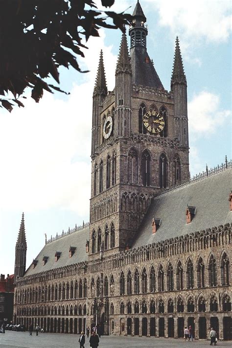ypres cloth hall ieper   century structurae