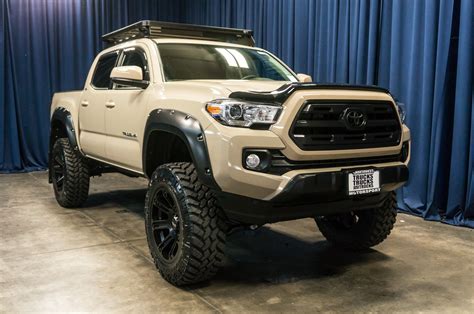 toyota tacoma lifted  inches