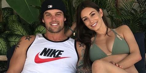 bachelor in paradise couples that are still together in 2019