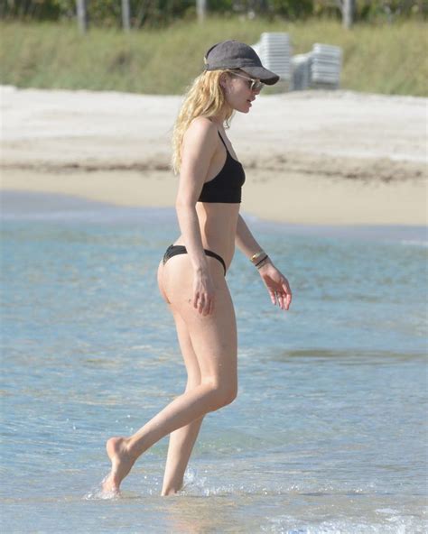 doutzen kroes looking skinny in black bikini the fappening 2014 2019 celebrity photo leaks