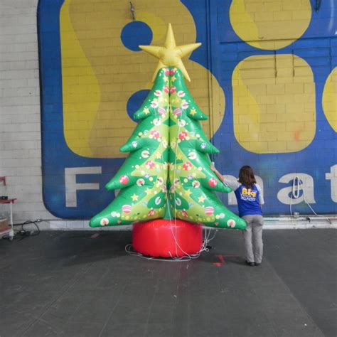 Árvore De Natal Inflável Big Format Infláveis Promocionais