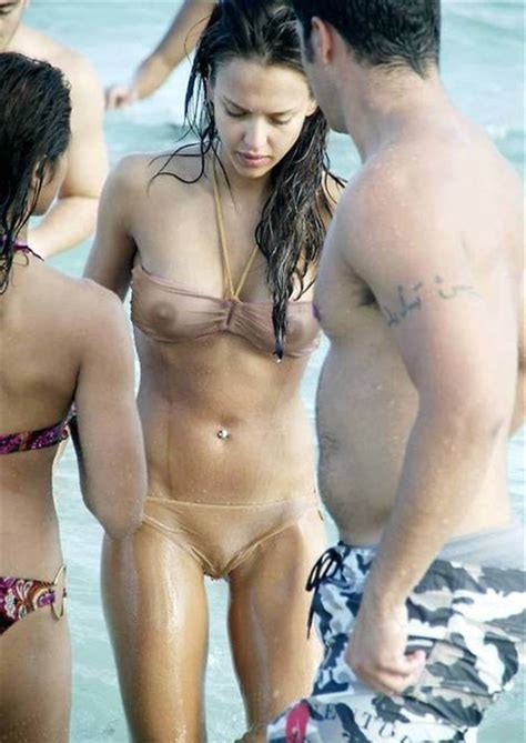 jessica alba wet see through bikini boobs tits nipples paparazzi celebrity leaks scandals