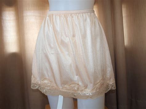 Discount30 12pcs Classic Nylon White Panties Vintage Style Womens