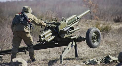 ukrainian army conducts mortar live fire exercise article the