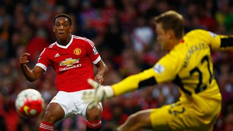 Anthony Martial Marks Manchester United Debut With