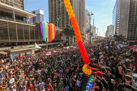 Parada Lgbt Reuniu 3 Milhões Na Paulista Segundo Organização Veja O
