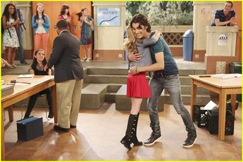 blake michael and g hannelius hug it out in tonight s all