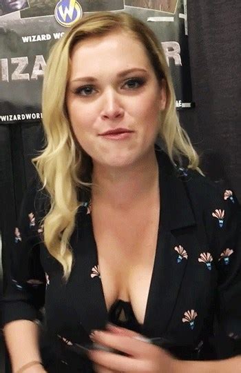 eliza taylor cleavage the fappening 2014 2020 celebrity photo leaks