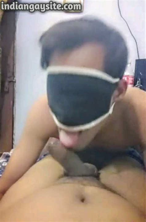 daddy sucks a twink s dick in indian gay blowjob video indian gay site