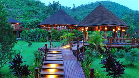 pristine lotus spa resort luxury hotel  inle lake jacada travel