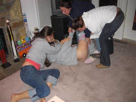 drunk girls getting pantsed 70 pics