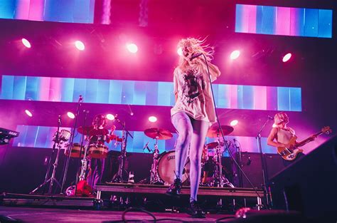 Paramore S After Laughter Tour Show In Brooklyn See Photos Billboard