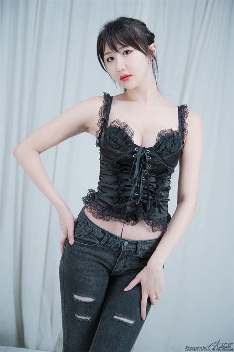yeon da bin sexy in black korean models photos gallery