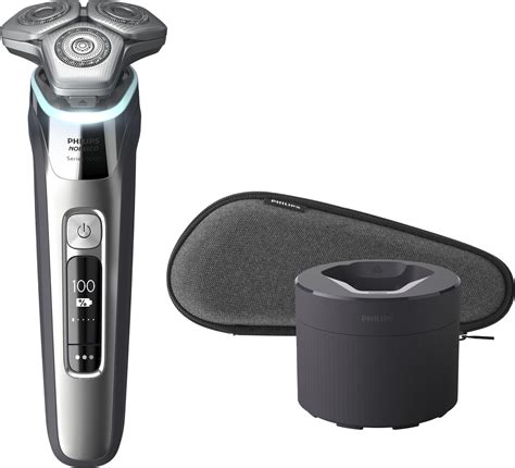 philips norelco  rechargeable wetdry electric shaver  quick clean travel case