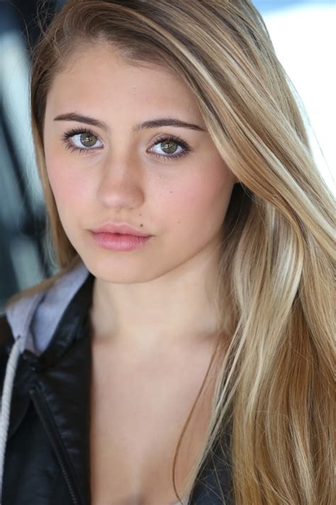 Lia Marie Johnson Boobs Show Leaked The Fappening