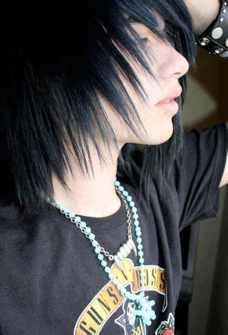 emo hairstyles for trendy guys emo guys haircuts