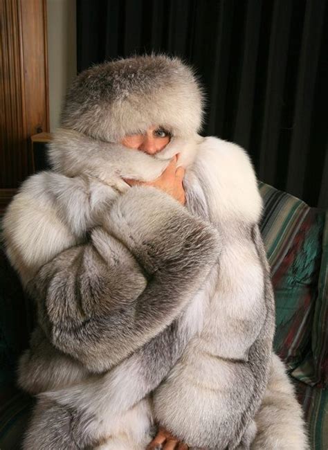 320 Best Amies En Fourrures Images On Pinterest Fur Fur