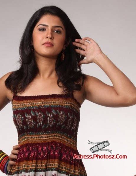 unseen tamil actress images pics hot deeksha seth latest hot armpits images