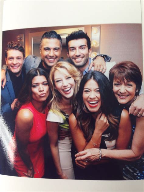 jane the virgin one of the best new shows this fall