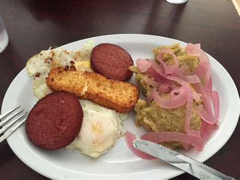 Dominican Food Its History And 25 Dishes You Ll Absolutely Love